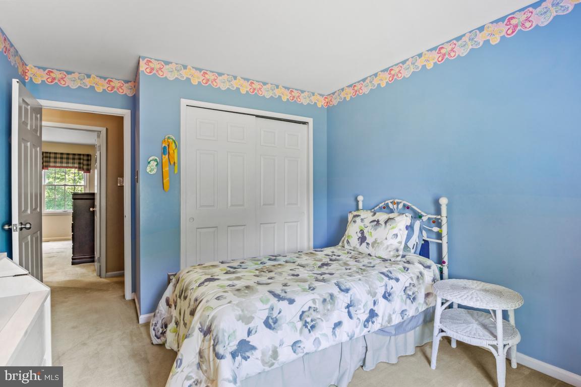 GWYNEDD KNOLL - Residential