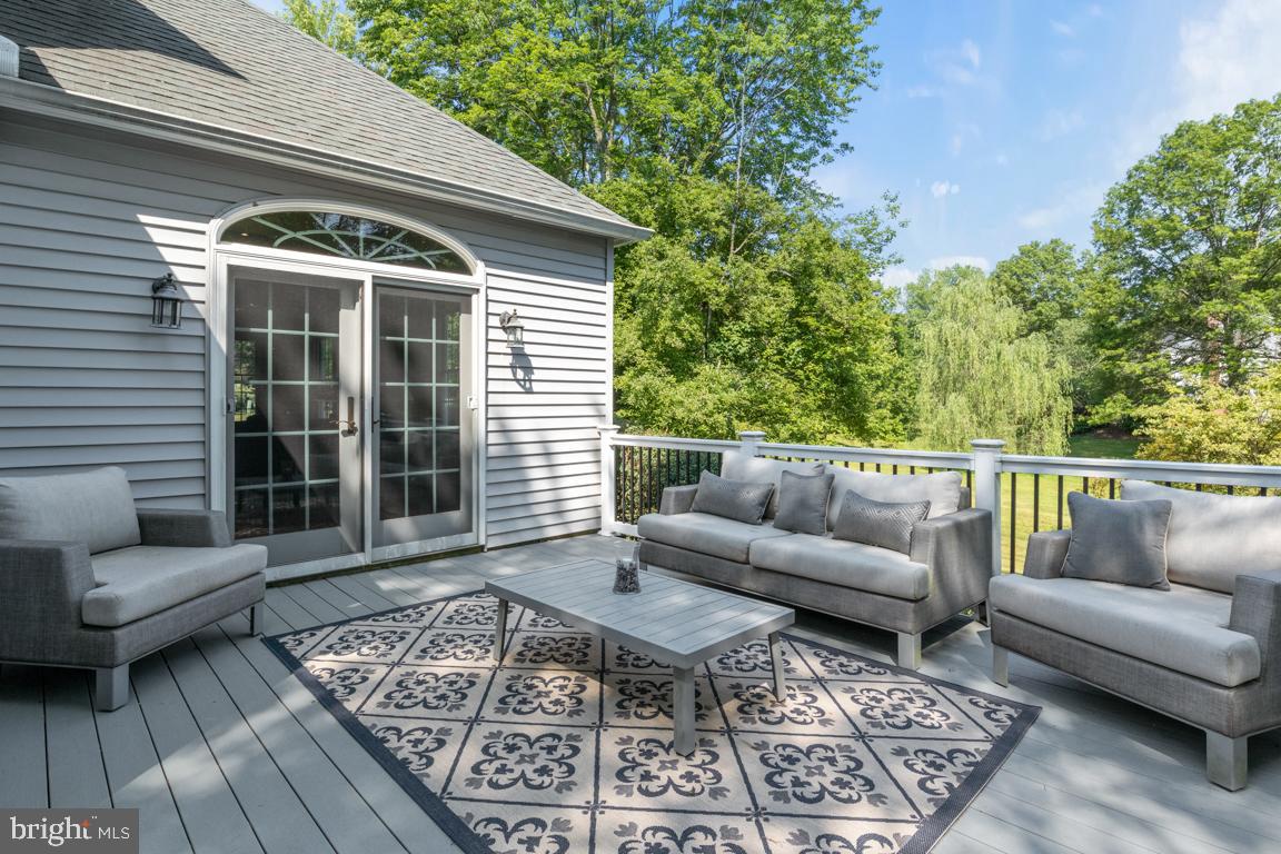 GWYNEDD KNOLL - Residential