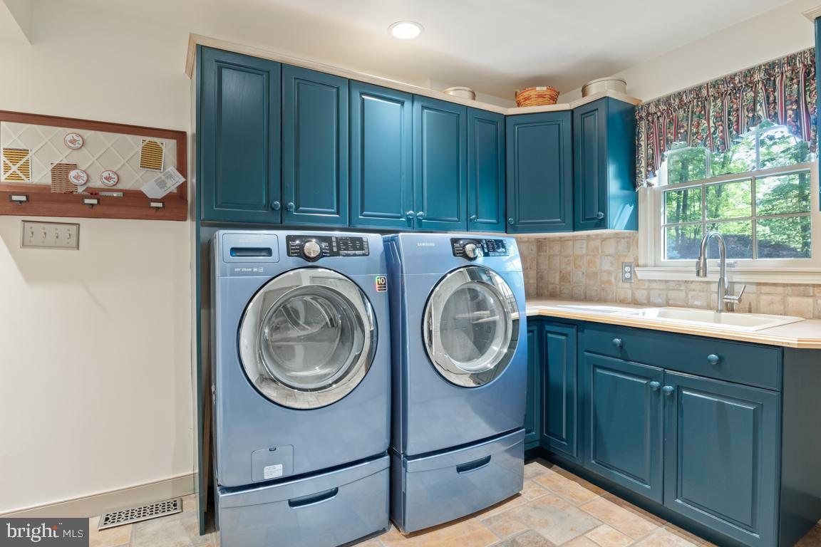 GWYNEDD KNOLL - Residential