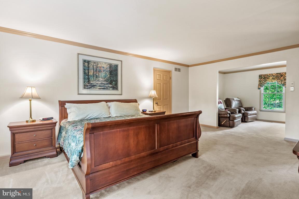 GWYNEDD KNOLL - Residential