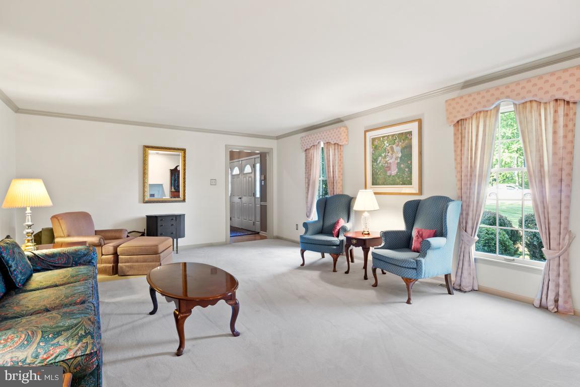 GWYNEDD KNOLL - Residential