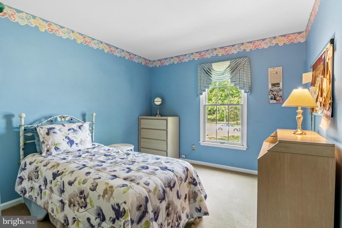 GWYNEDD KNOLL - Residential