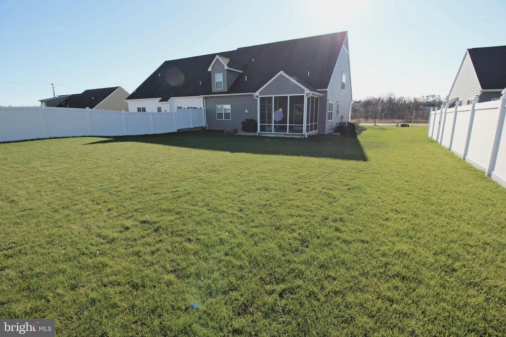 Photo of 20 WIGEON WAY, ELIZABETHTOWN, PA 17022 (MLS # PALA2029232)