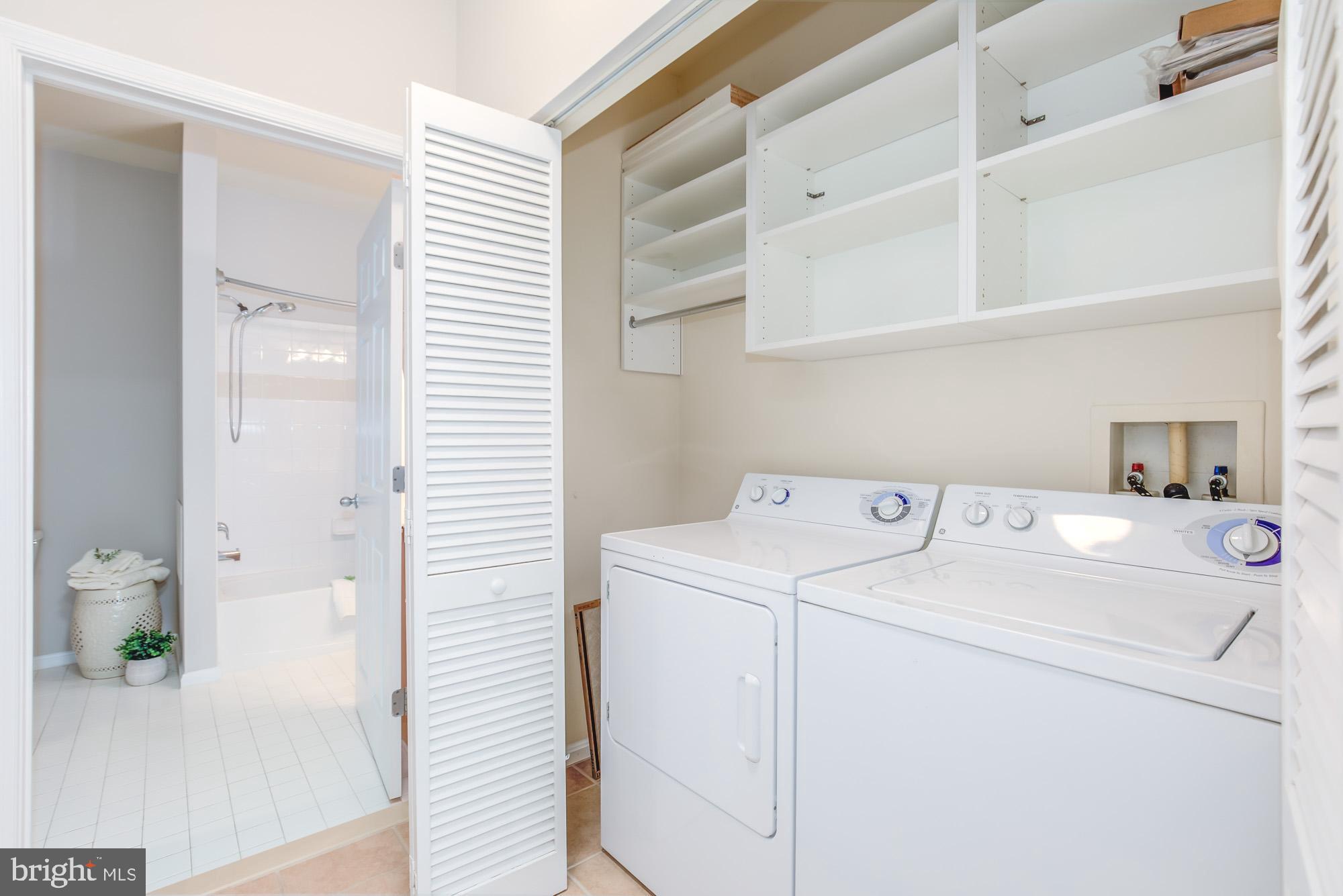 GROVE AT ARLINGTON - Residential