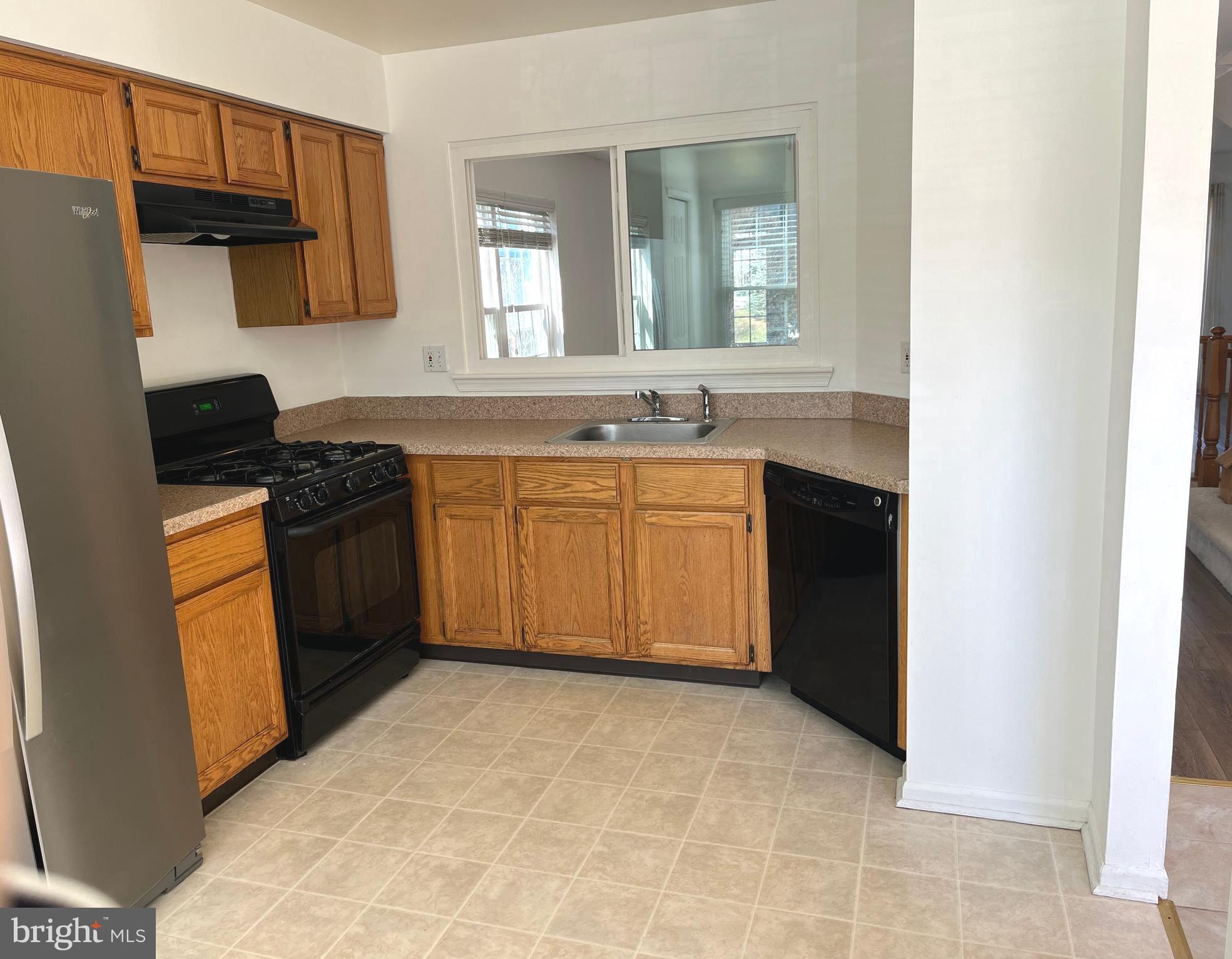 OXFORD CROSSING - Residential Lease