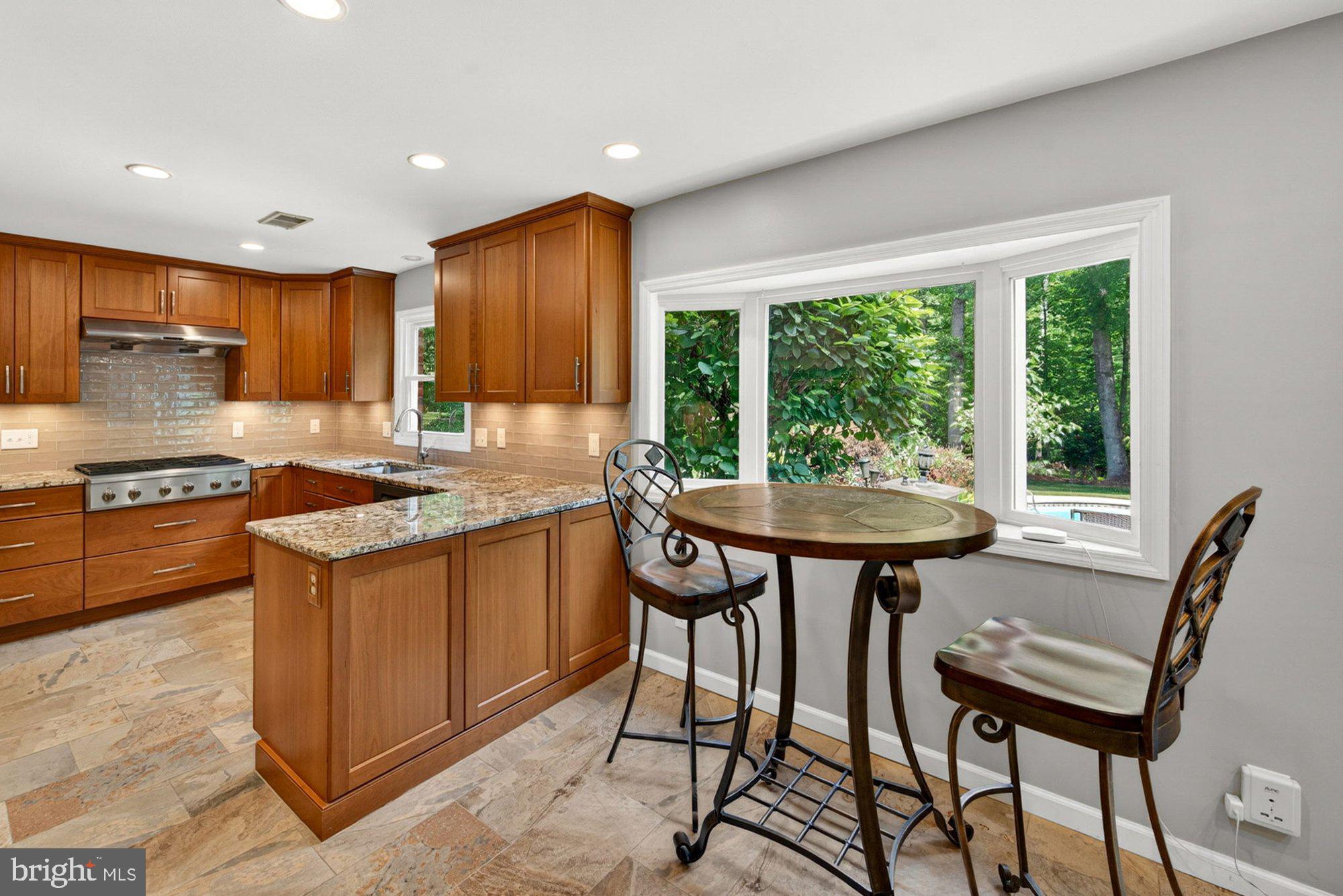 VALE SPRING WOODS - Residential