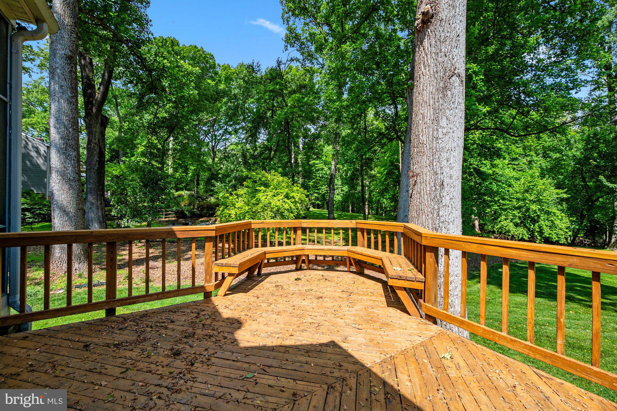 VALE SPRING WOODS - Residential