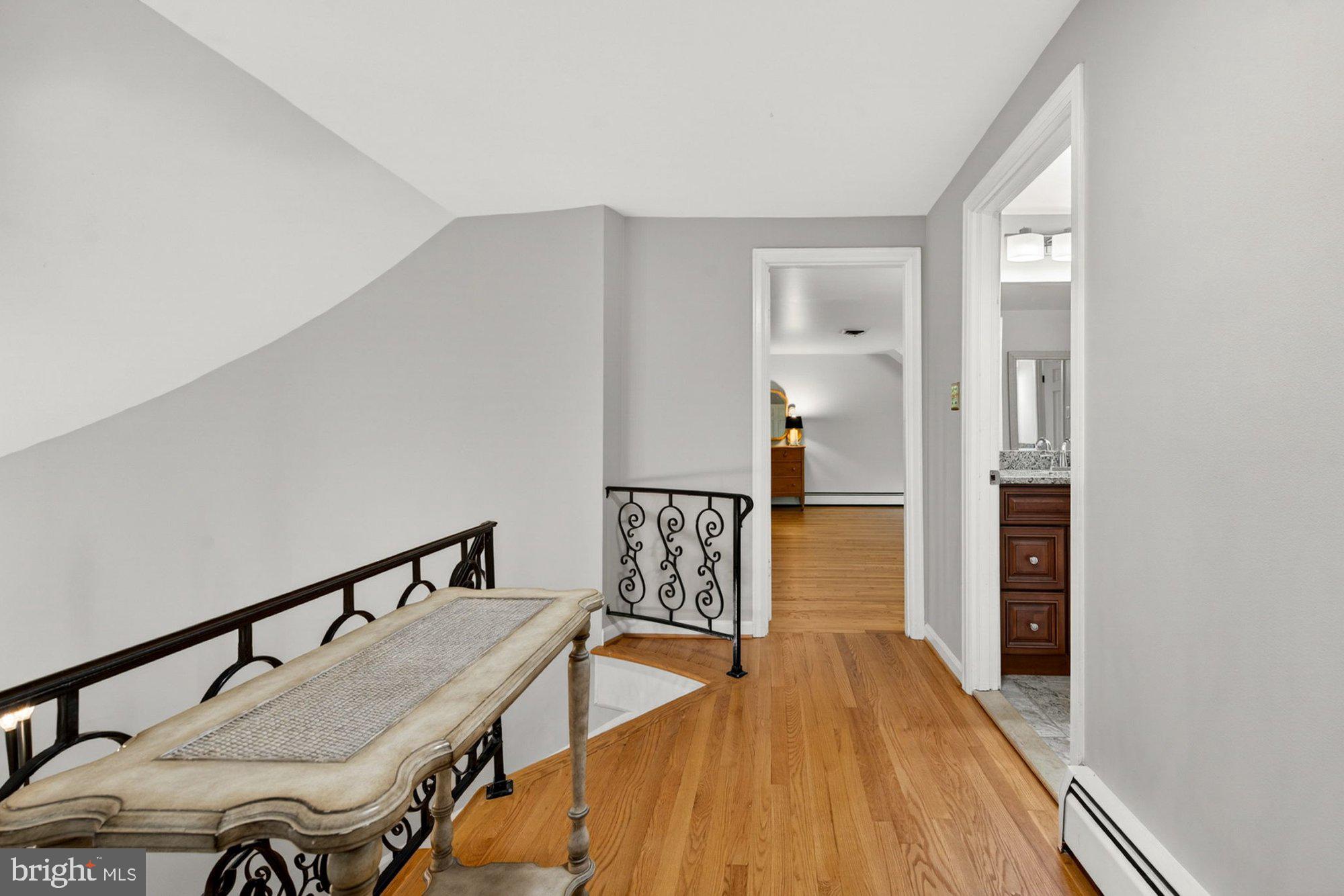 VALE SPRING WOODS - Residential