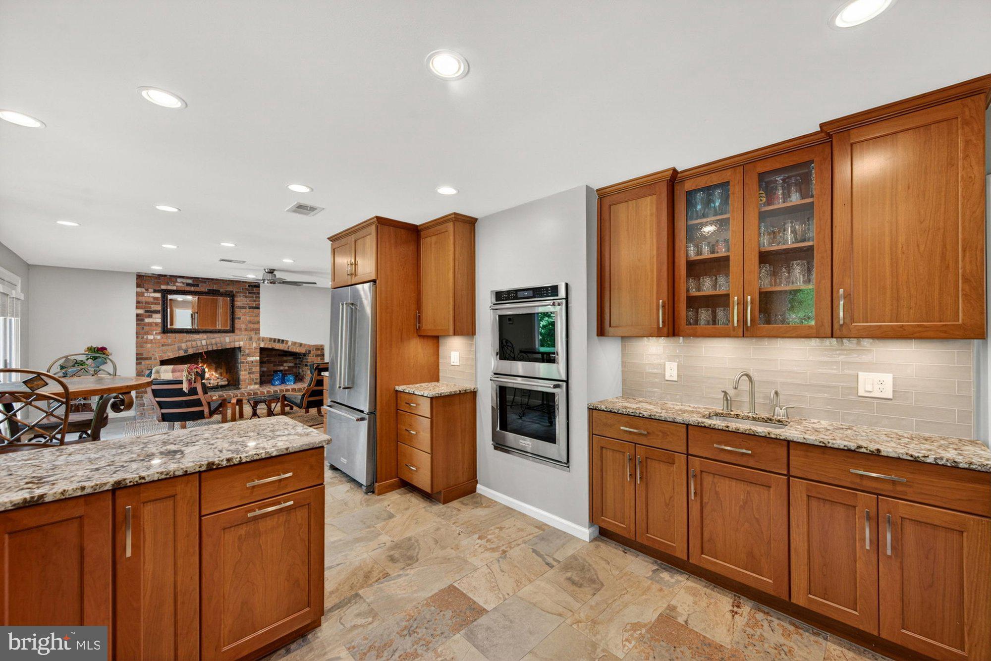 VALE SPRING WOODS - Residential