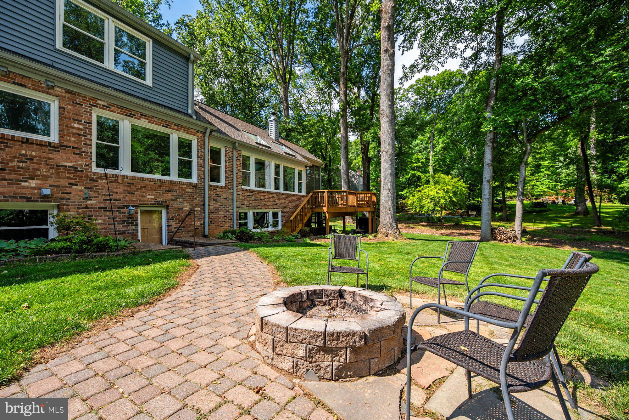 VALE SPRING WOODS - Residential