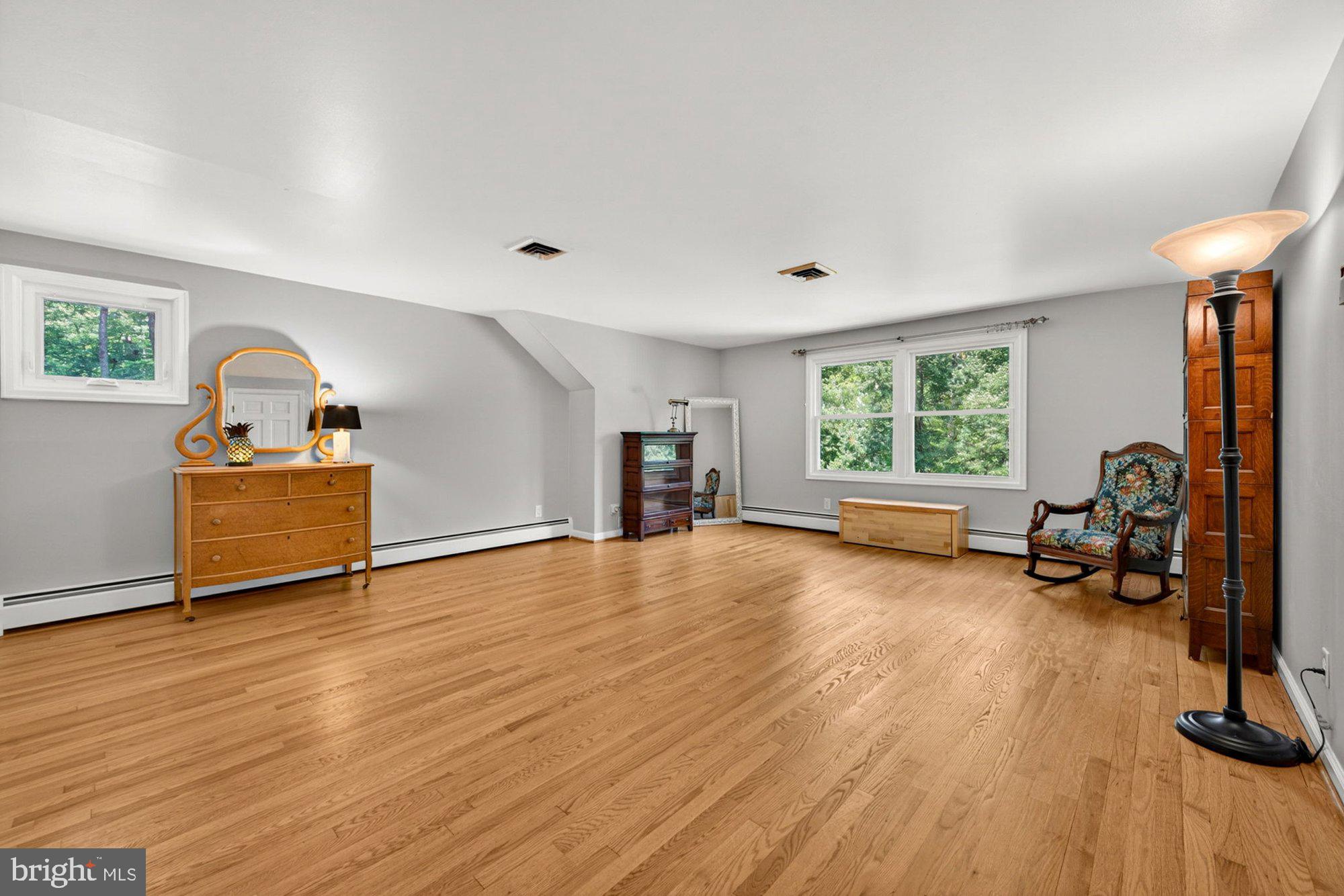 VALE SPRING WOODS - Residential