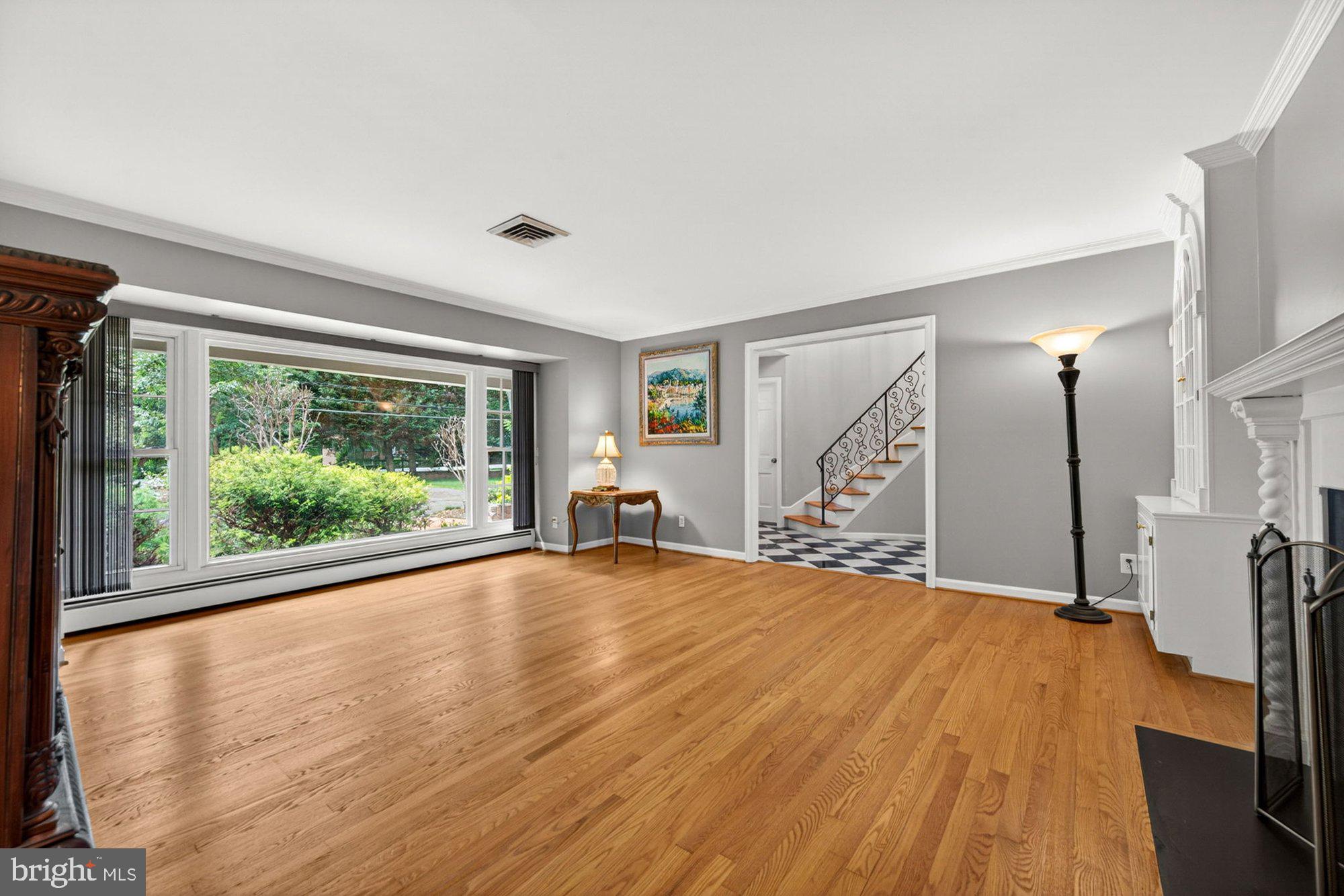 VALE SPRING WOODS - Residential