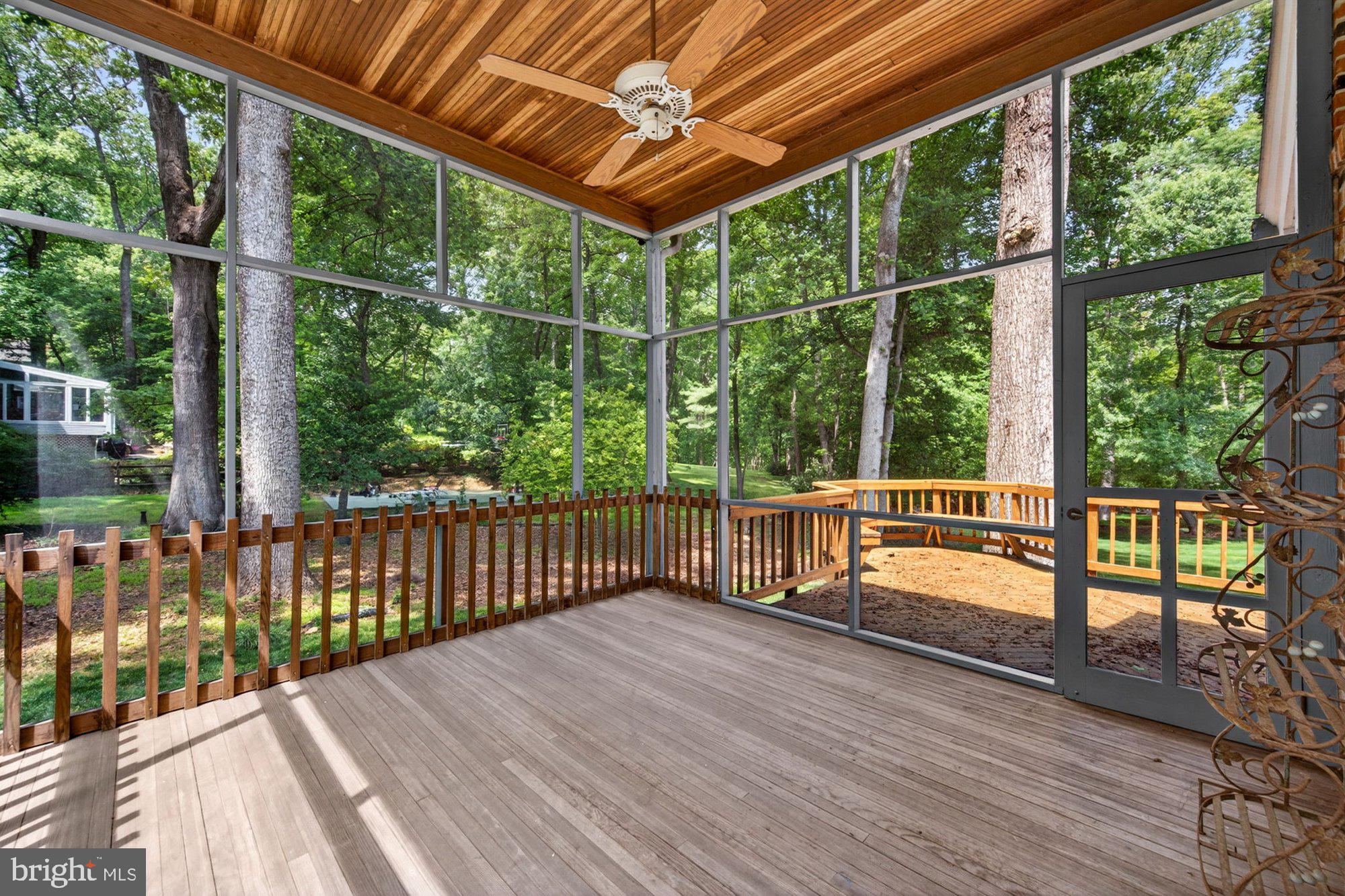 VALE SPRING WOODS - Residential