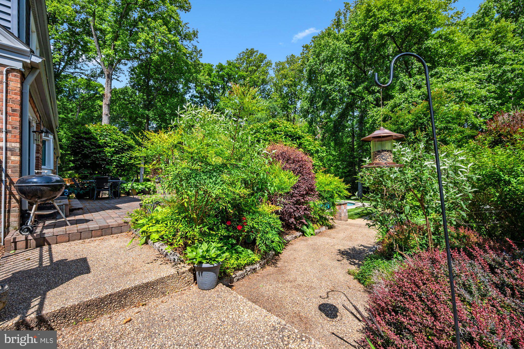 VALE SPRING WOODS - Residential