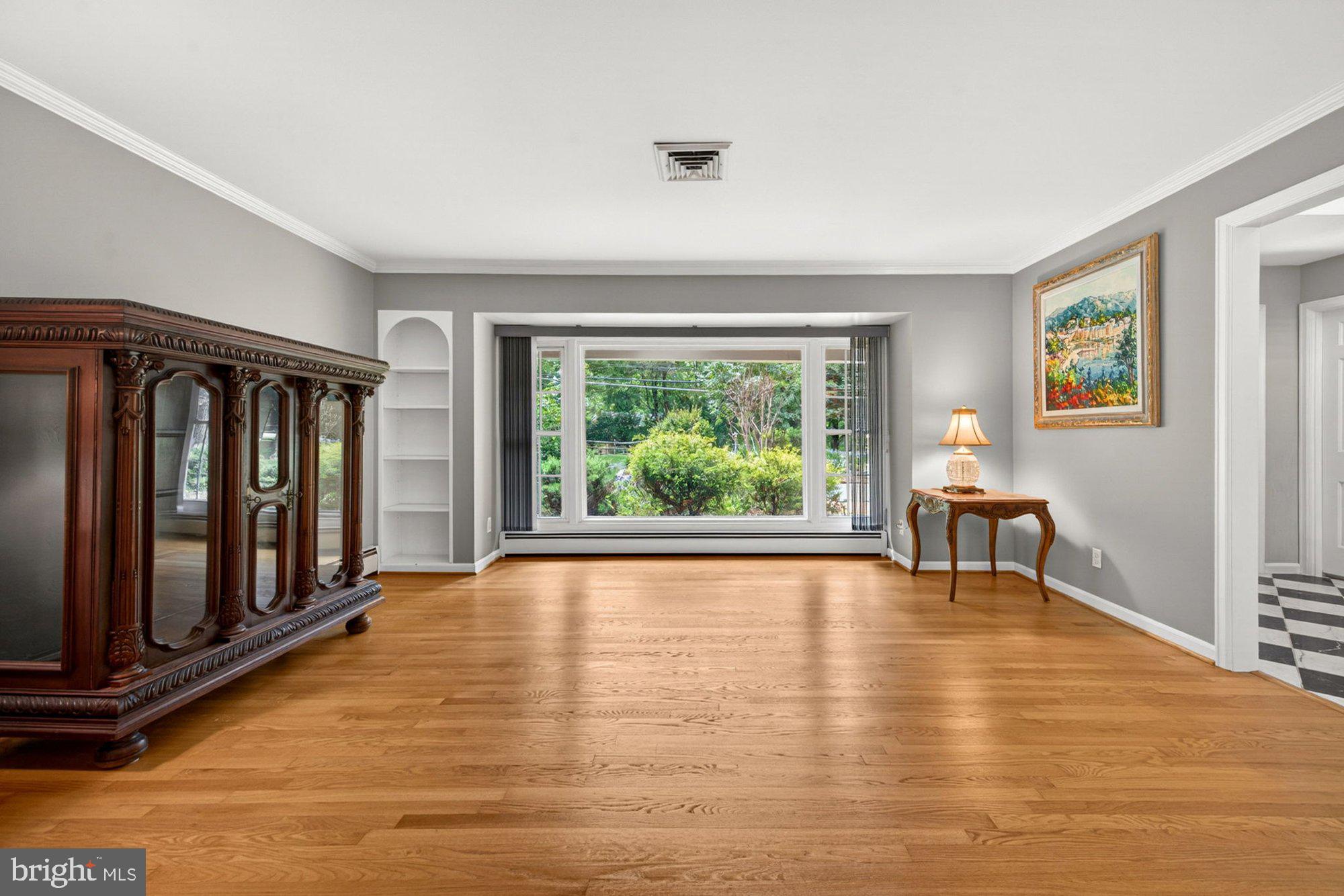 VALE SPRING WOODS - Residential