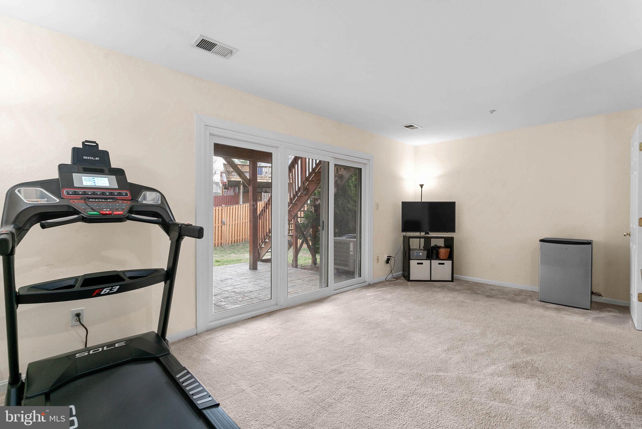 GERMANTOWN ESTATES - Residential Lease