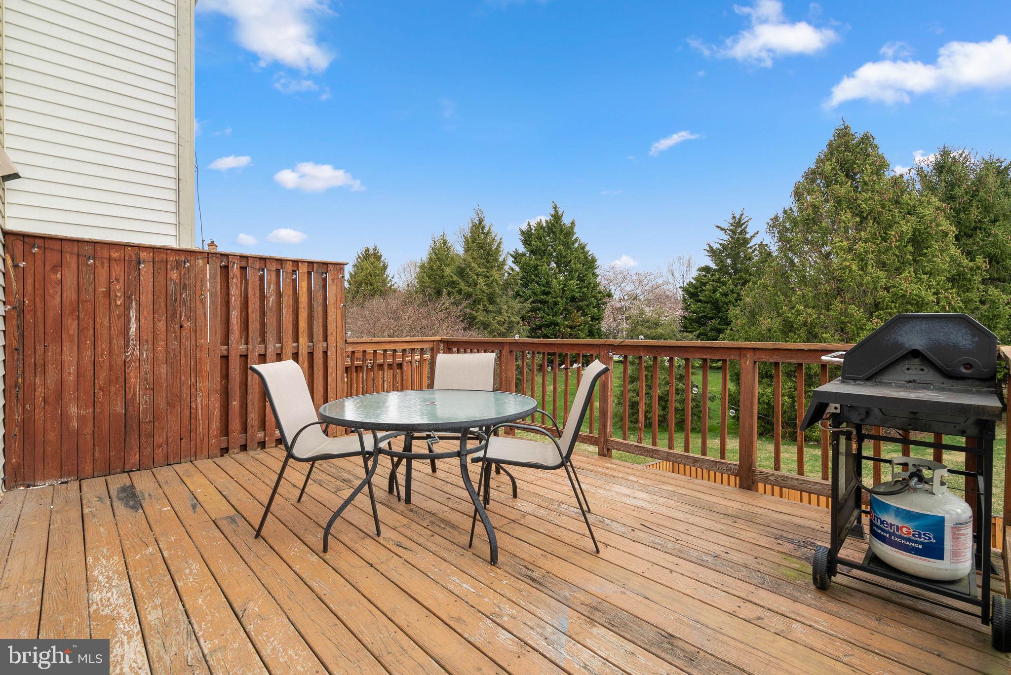 GERMANTOWN ESTATES - Residential Lease