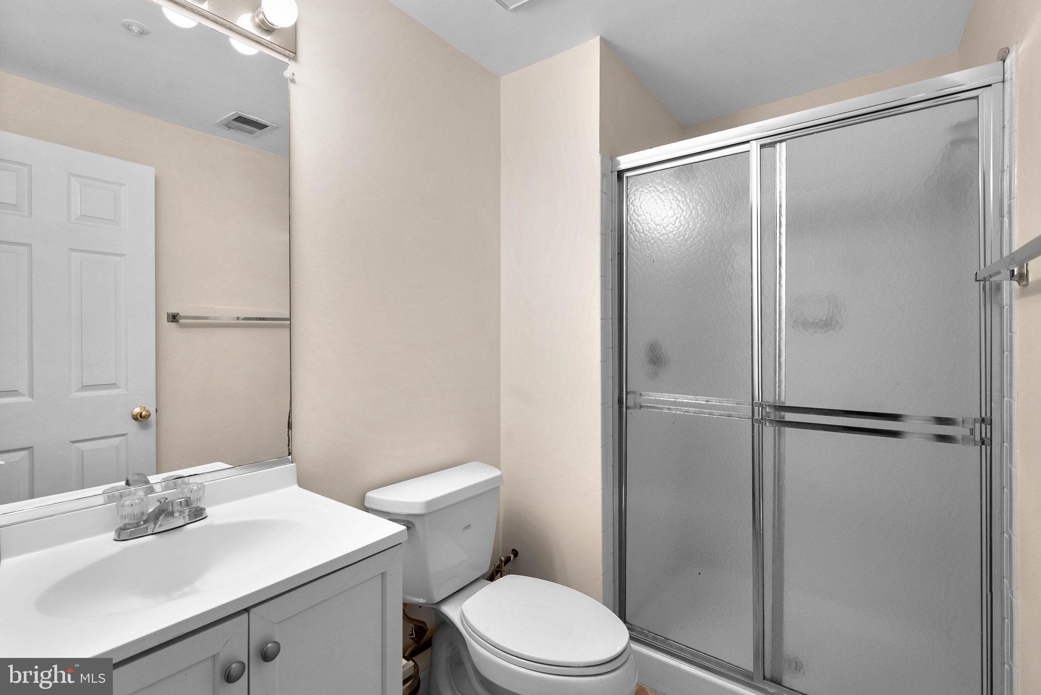 GERMANTOWN ESTATES - Residential Lease