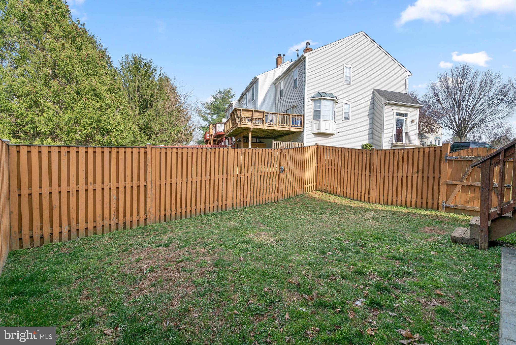 GERMANTOWN ESTATES - Residential Lease