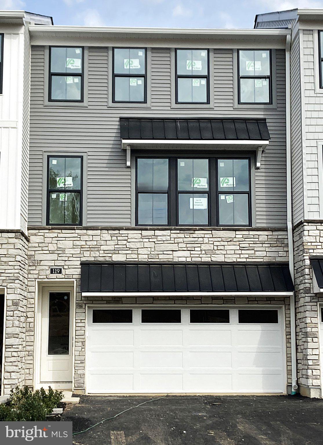 BIRCH RUN - Residential