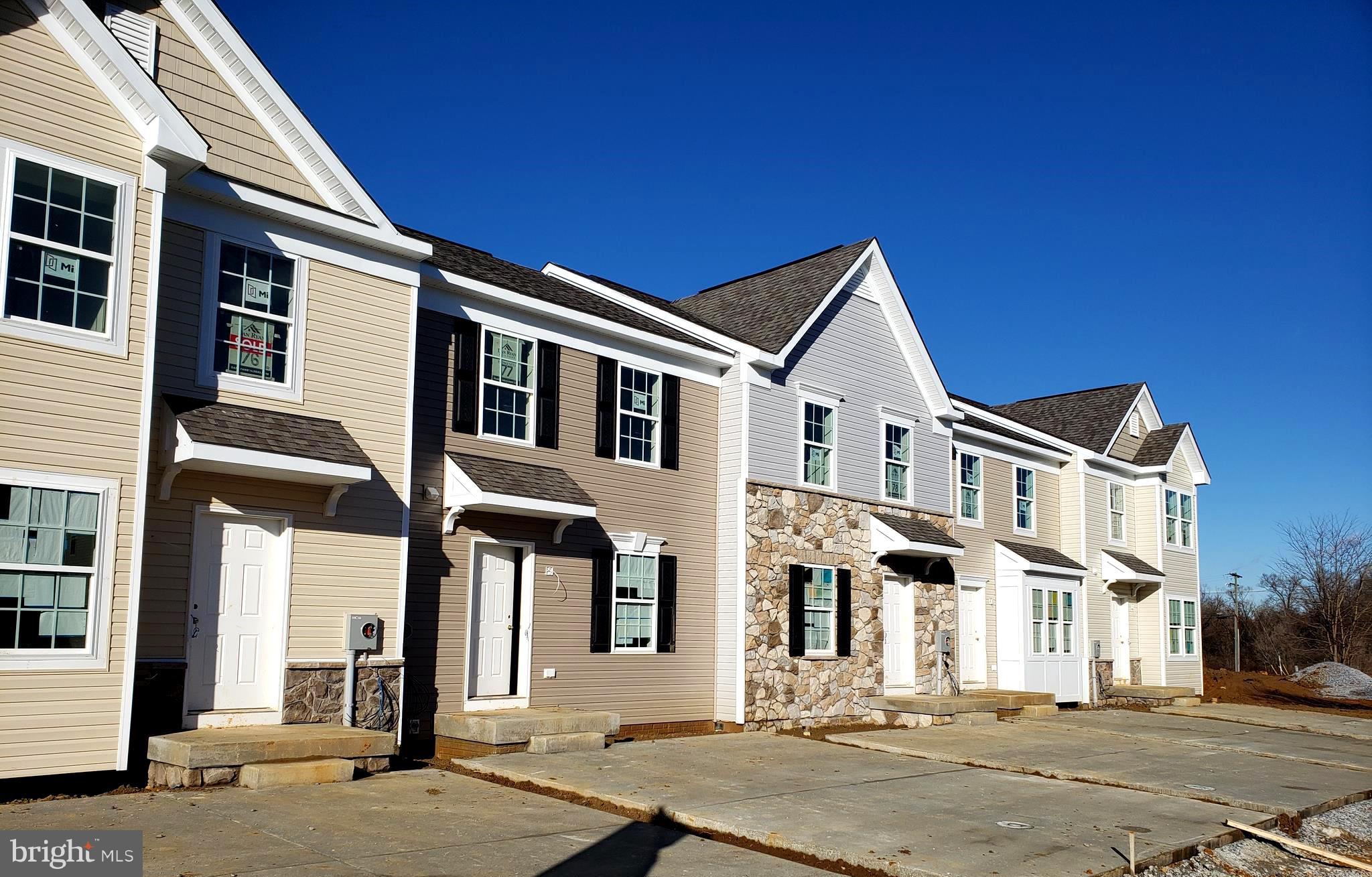 ARCHERS ROCK - Residential