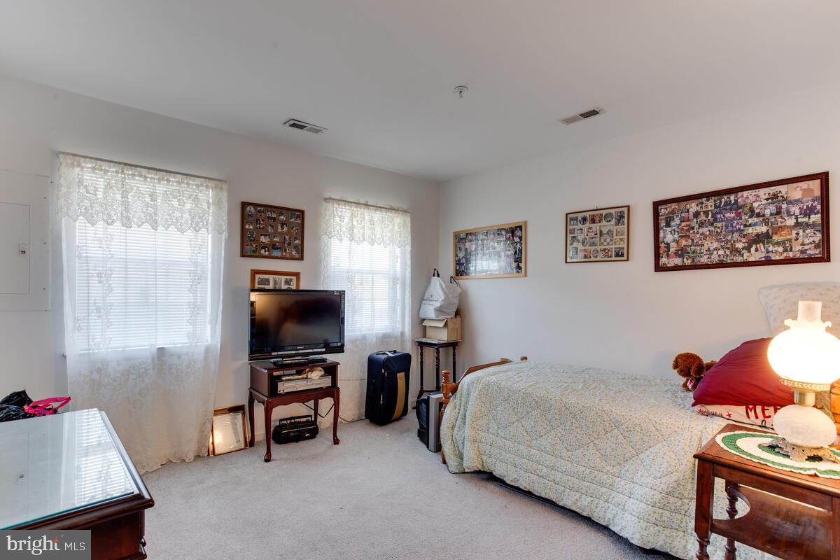 CHERRY VIEW PARK - Residential