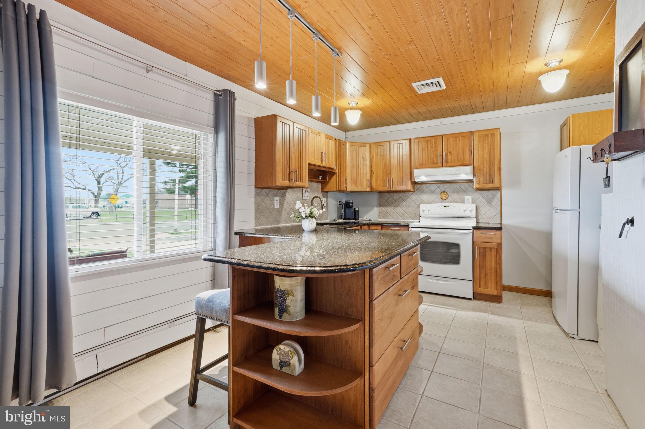 PINEWOOD - Residential