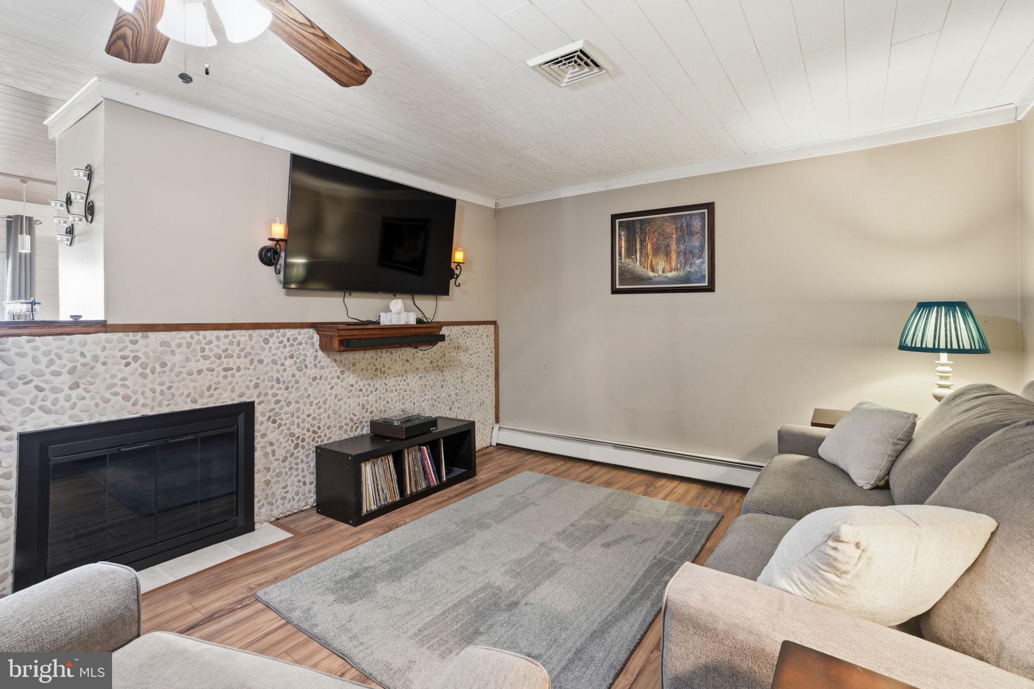 PINEWOOD - Residential