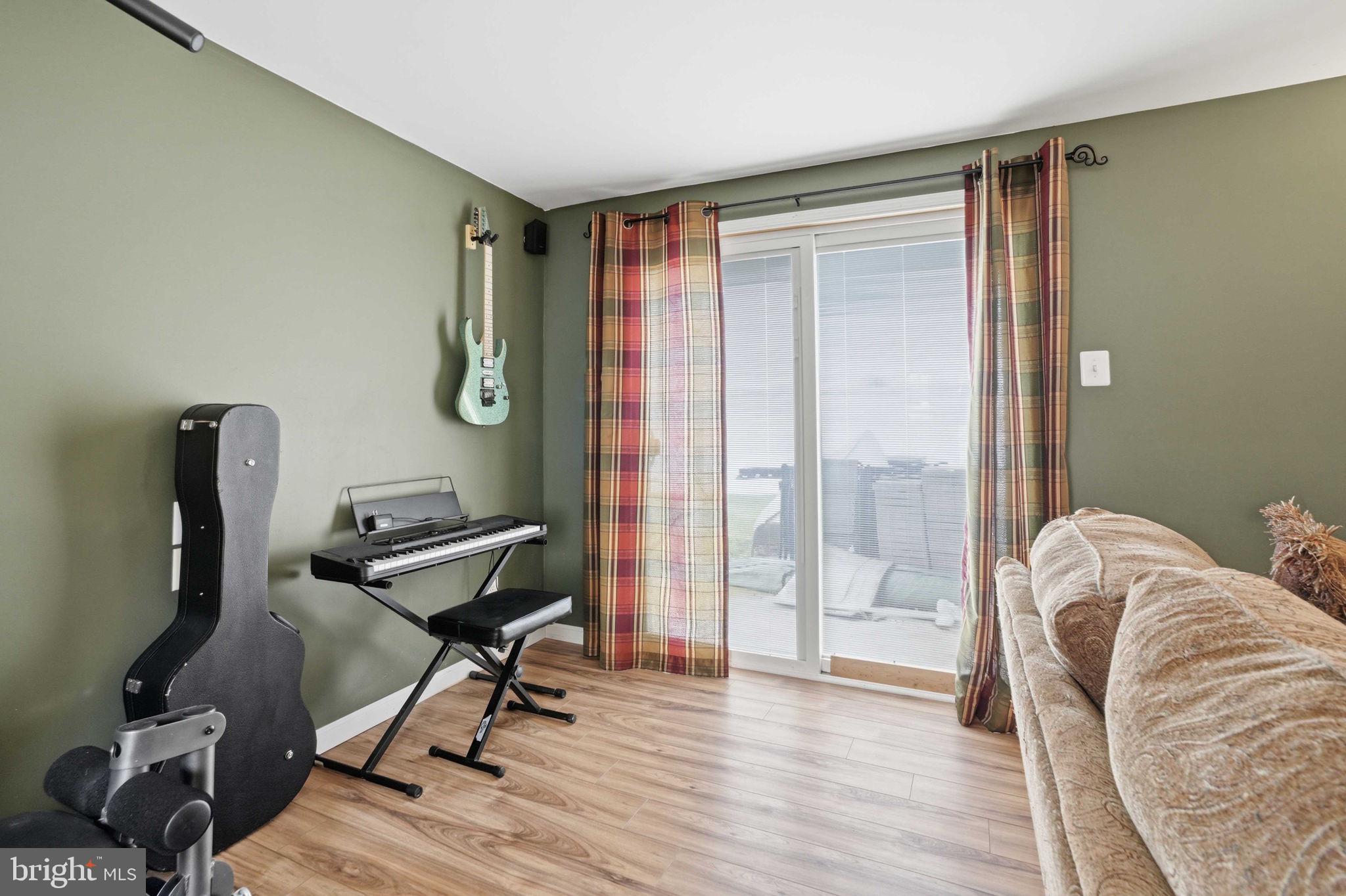 PINEWOOD - Residential