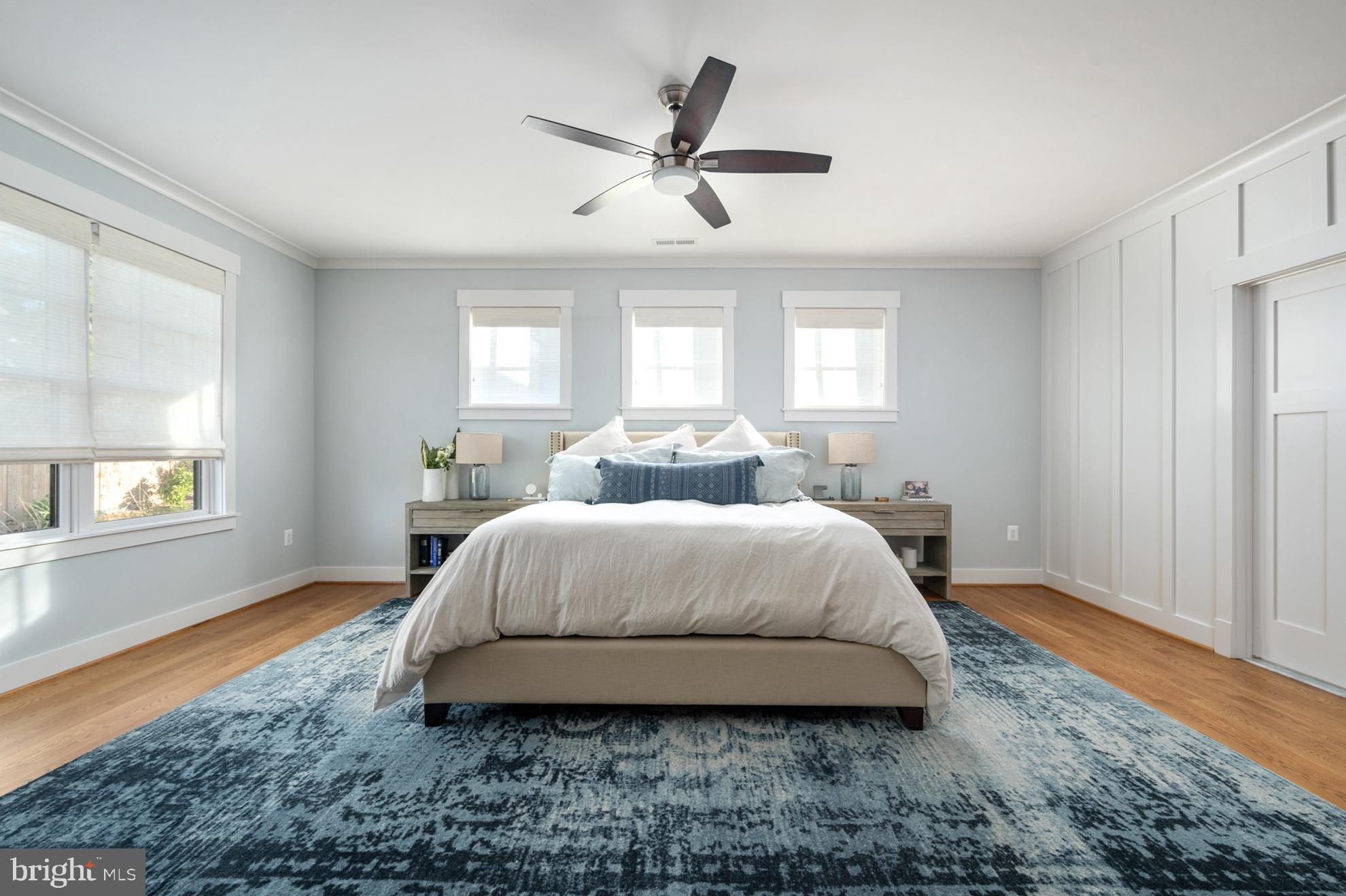 CRESCENT HILLS - Residential