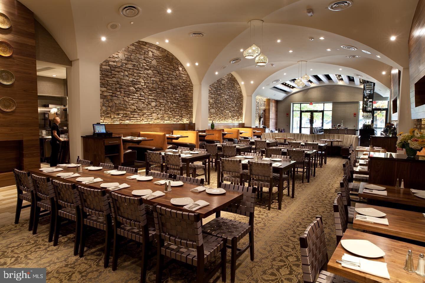 CRESCENT HILLS - Residential