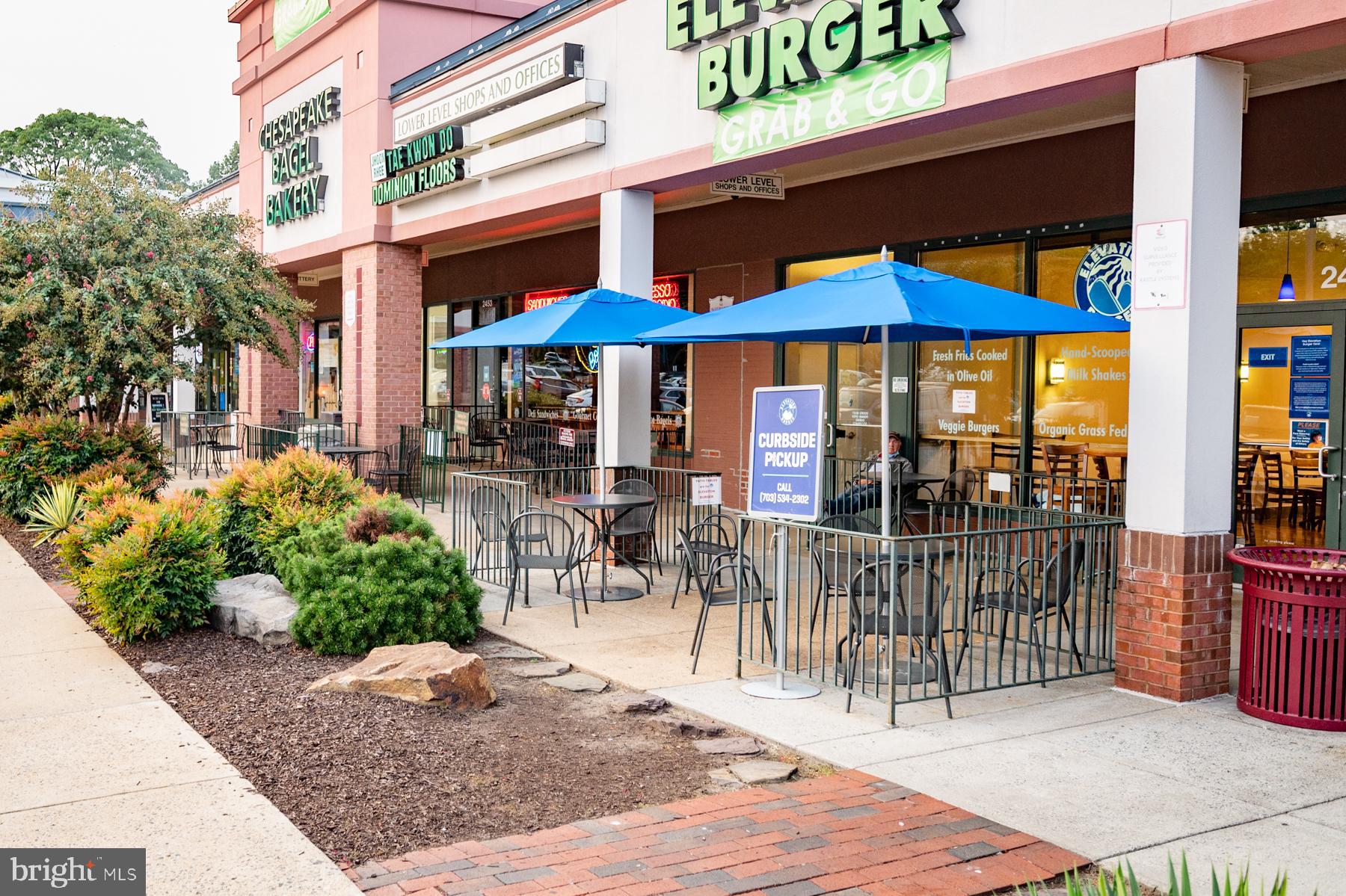 CRESCENT HILLS - Residential