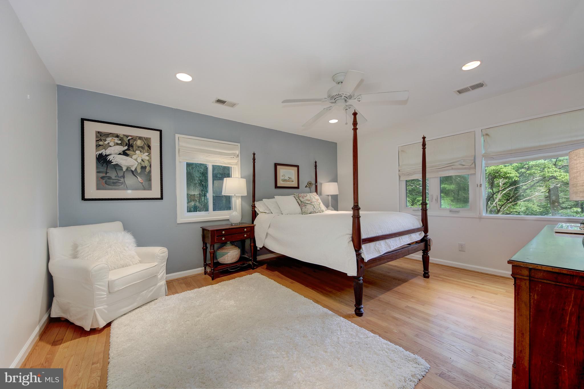 BANNOCKBURN ESTATES - Residential