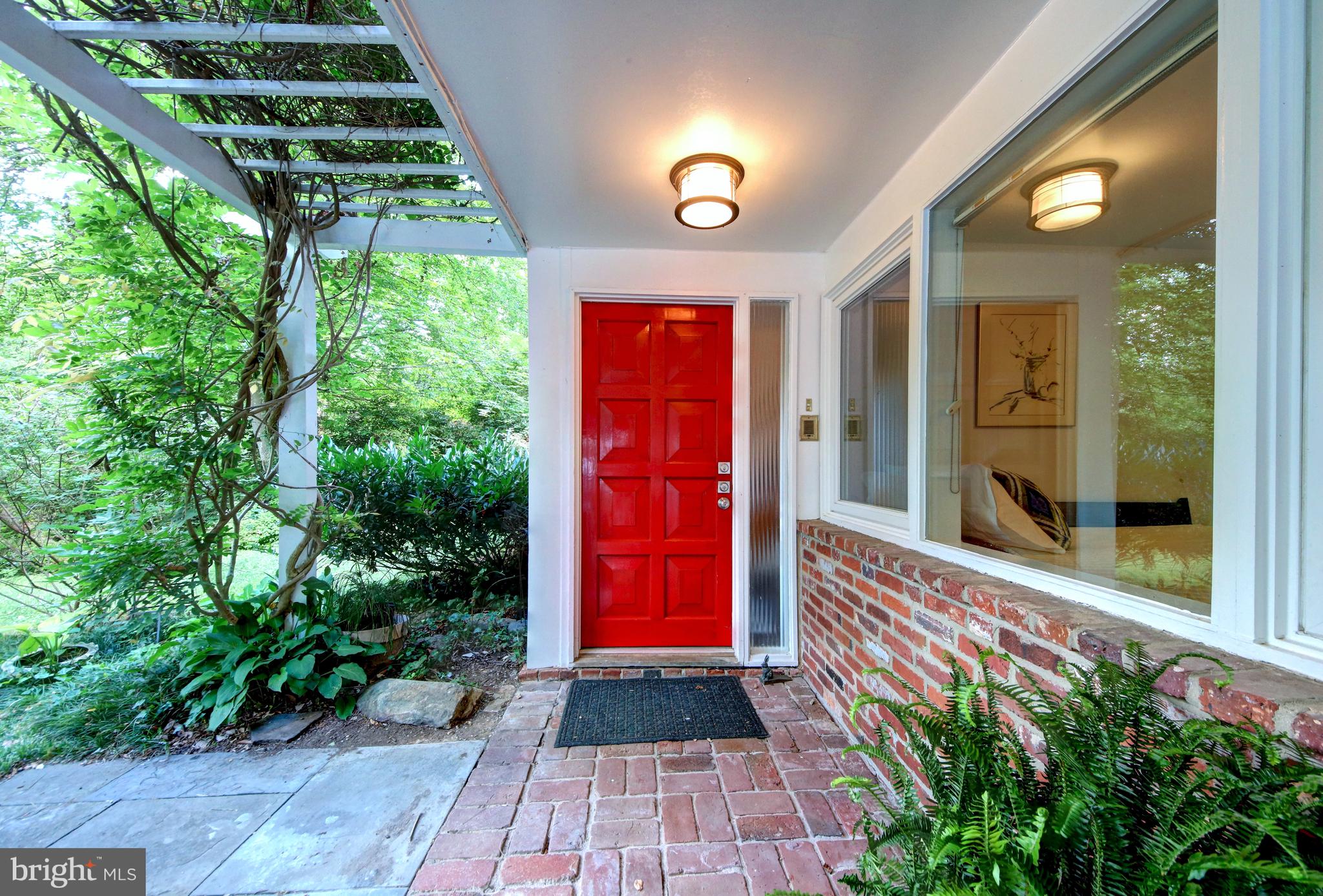 BANNOCKBURN ESTATES - Residential