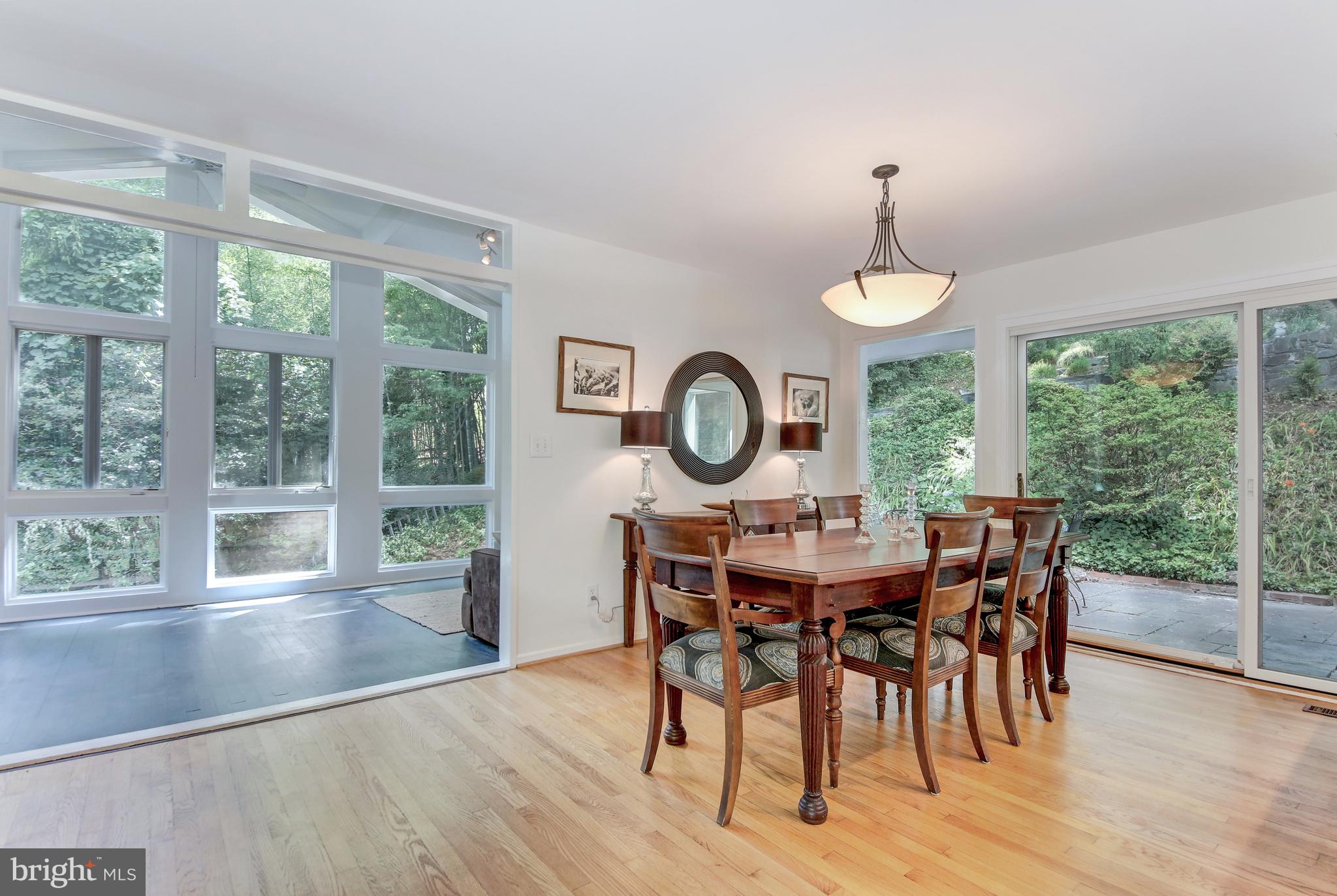 BANNOCKBURN ESTATES - Residential