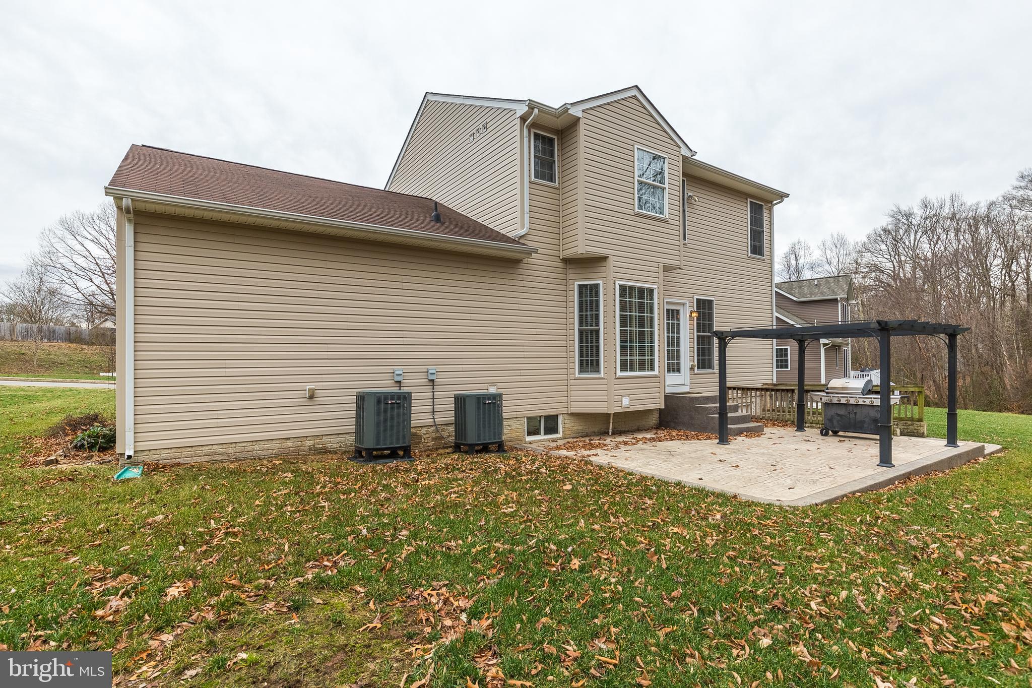 WOODLAND WOODS - Residential