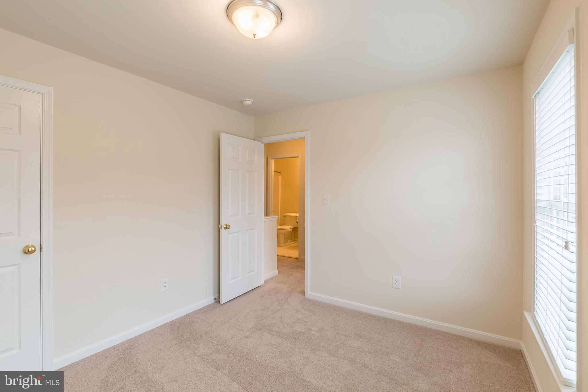 WOODLAND WOODS - Residential