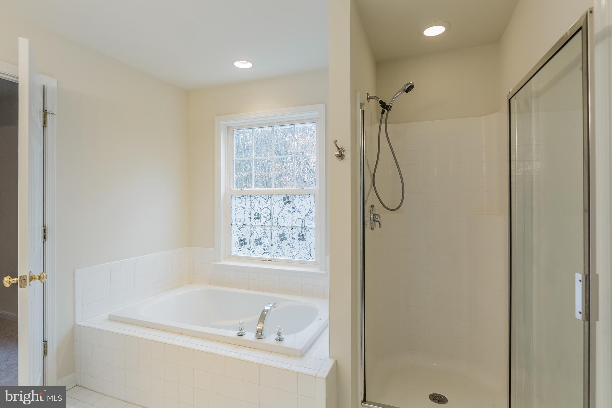 WOODLAND WOODS - Residential