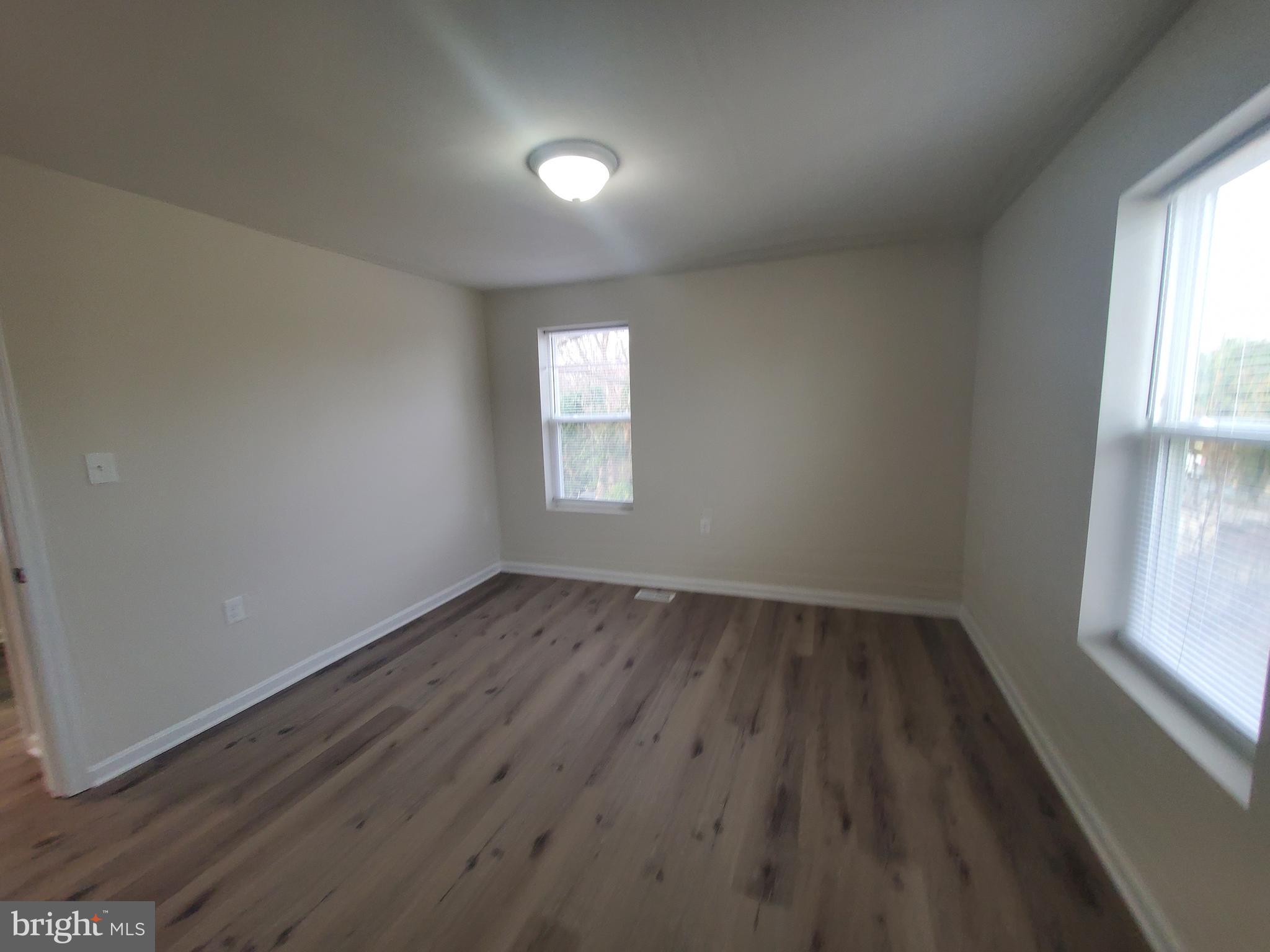 MT RAINIER - Residential