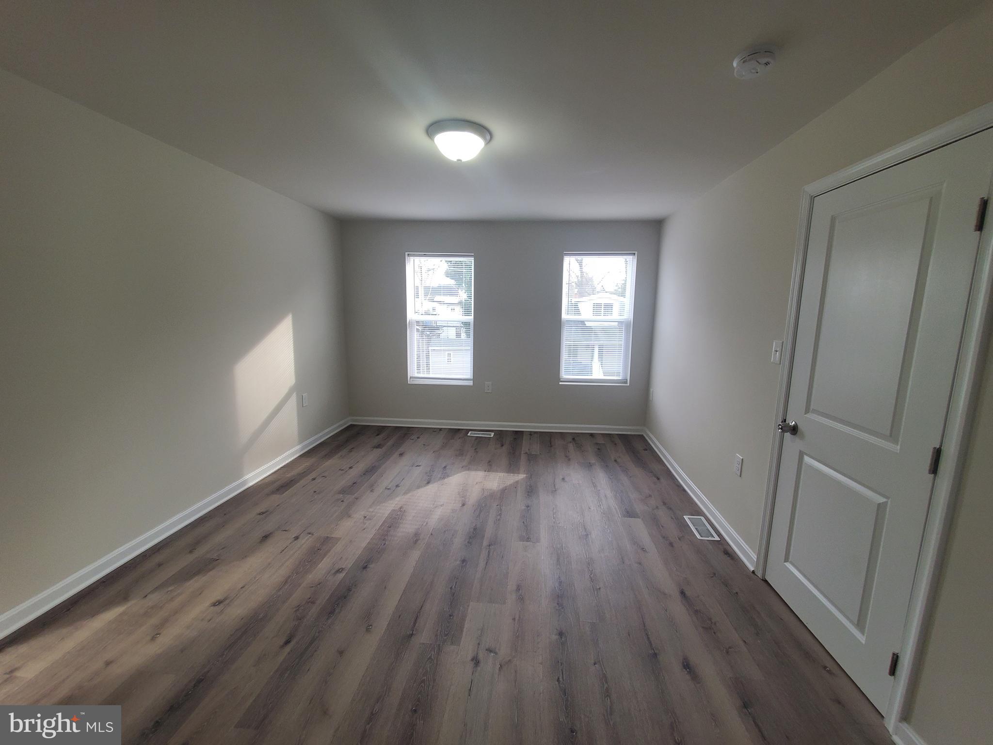 MT RAINIER - Residential