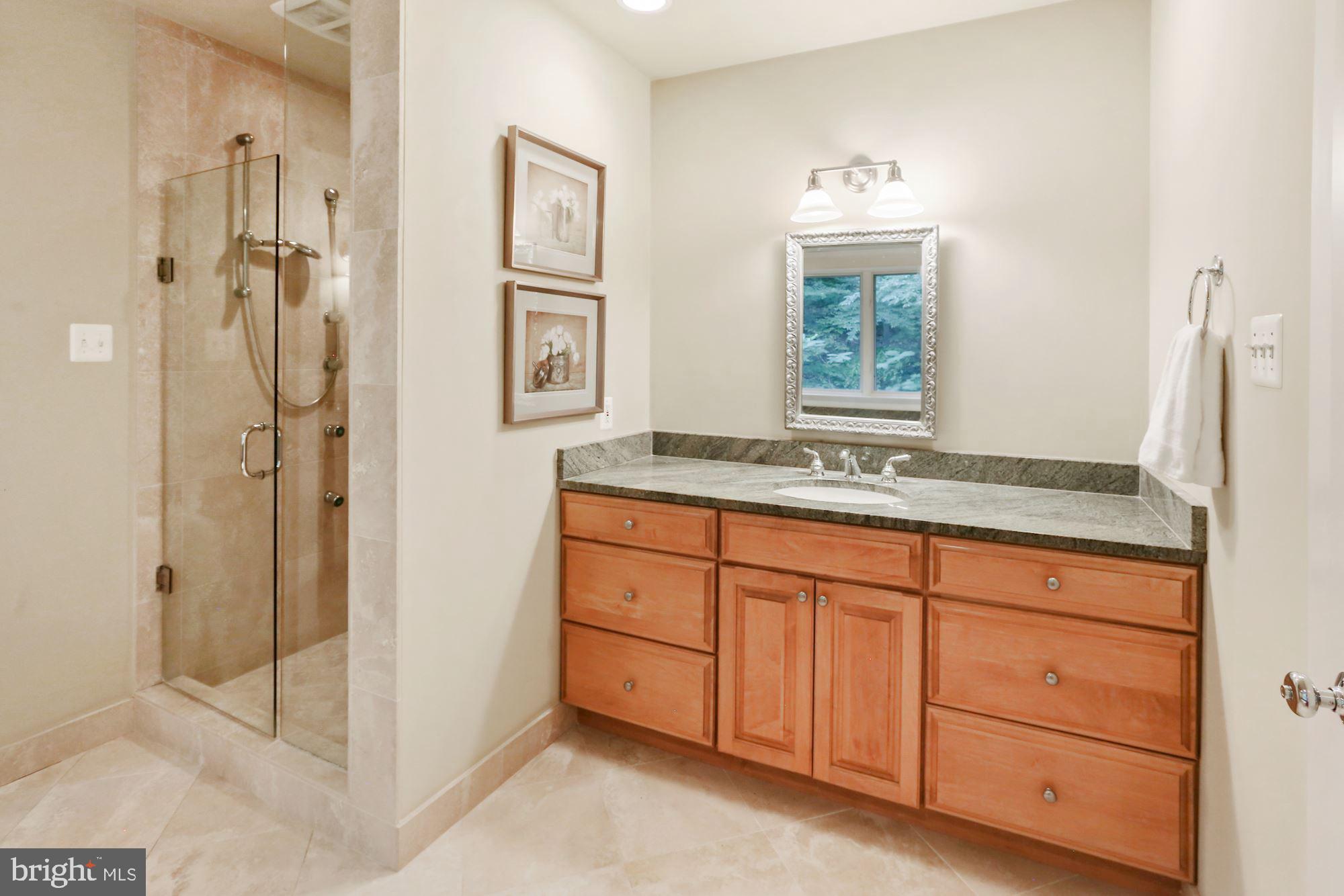 BELLEVUE FOREST - Residential