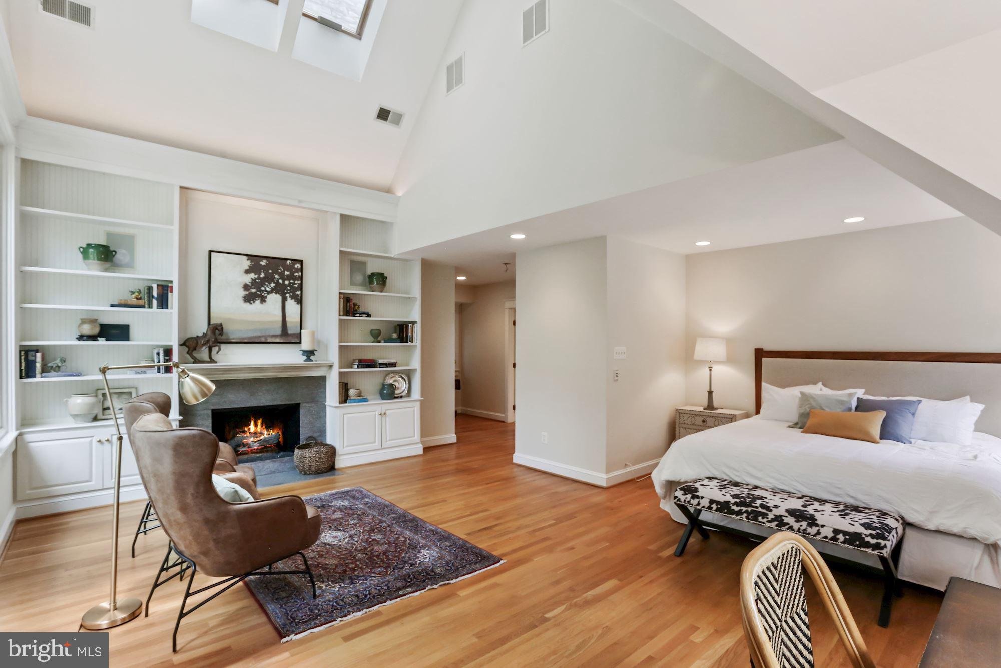 BELLEVUE FOREST - Residential