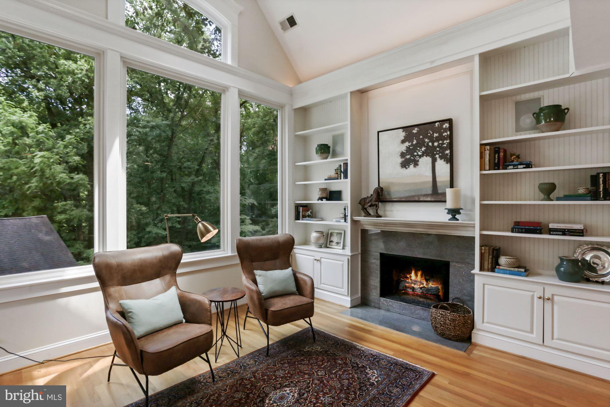 BELLEVUE FOREST - Residential