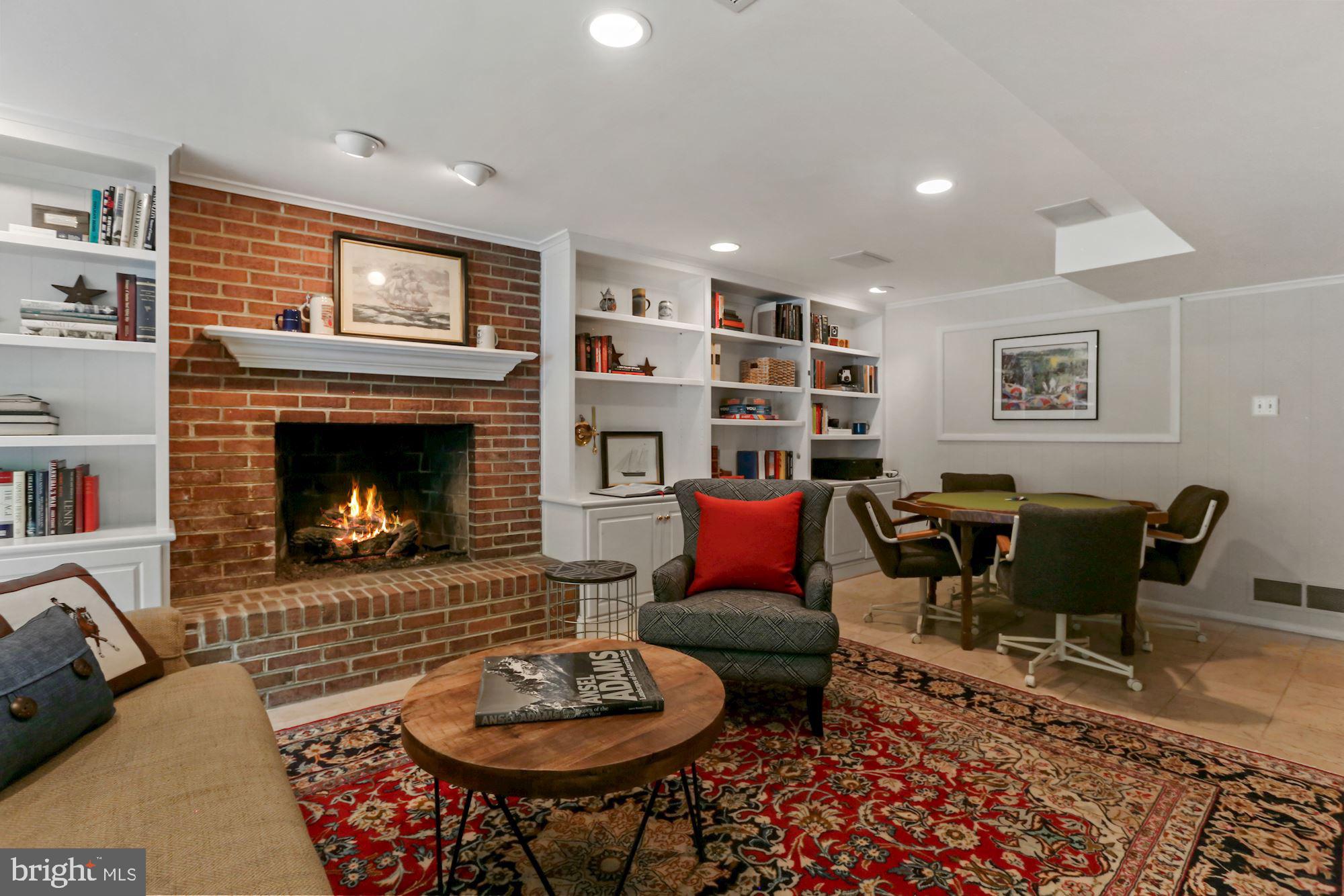 BELLEVUE FOREST - Residential