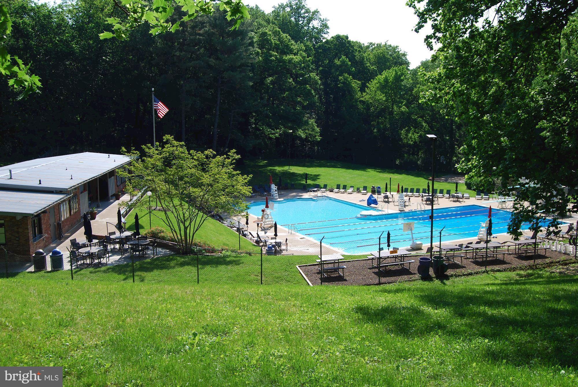 BELLEVUE FOREST - Residential