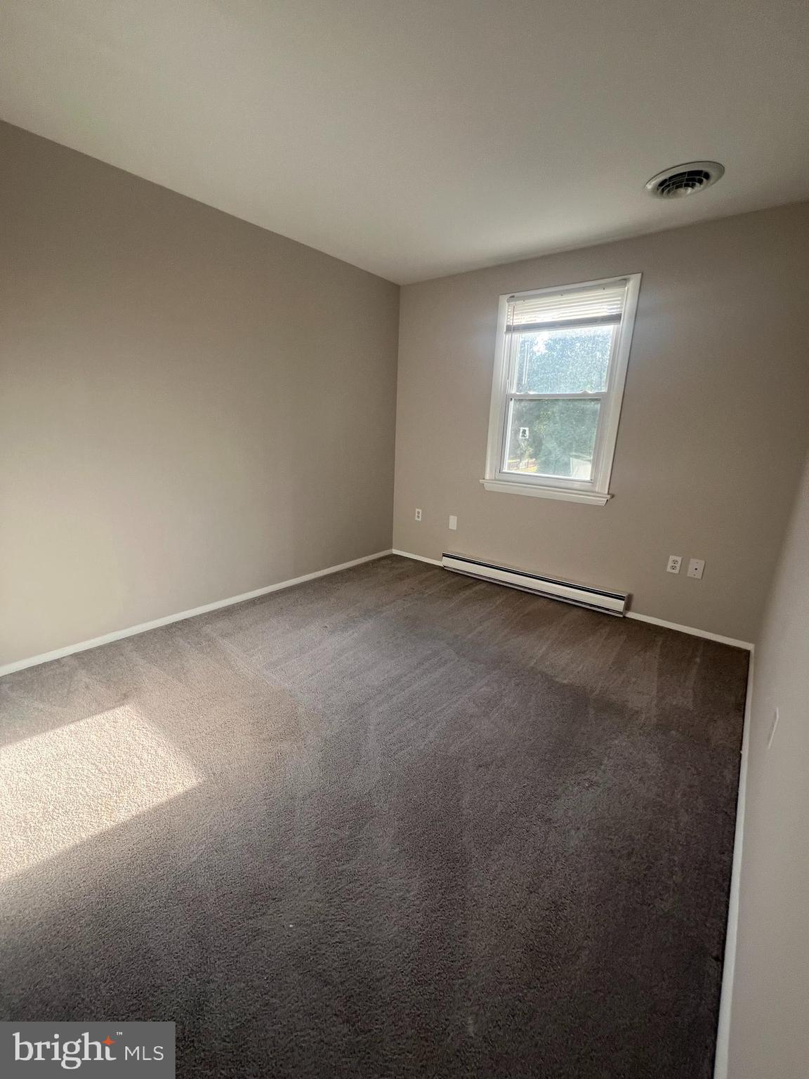 SALEM PARK - Residential Lease