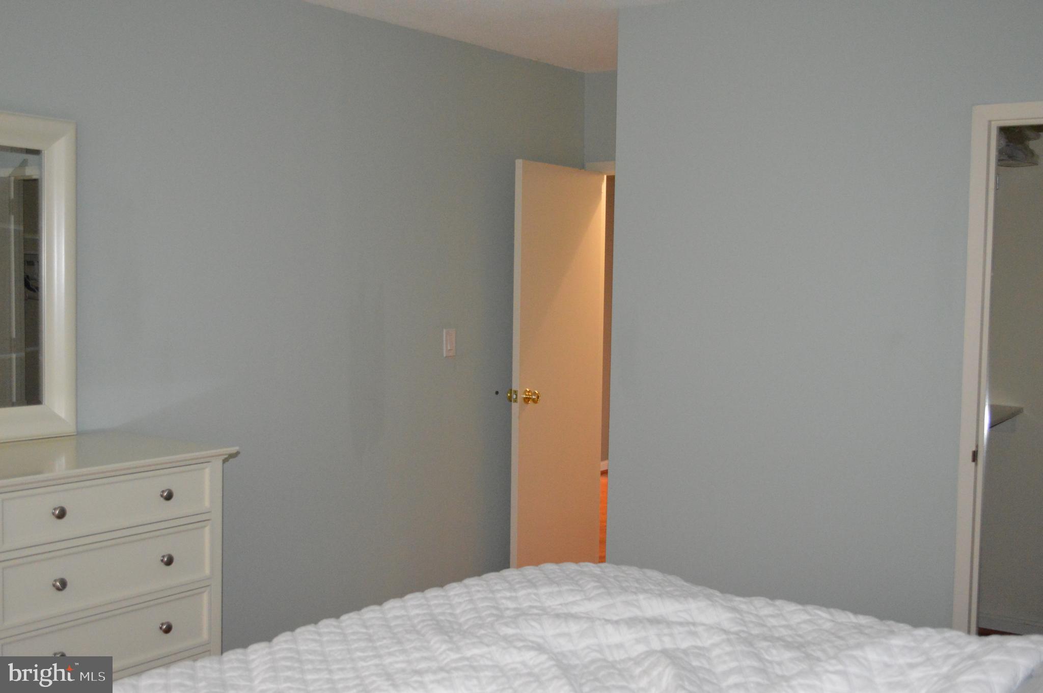 CRYSTAL PARK - Residential Lease