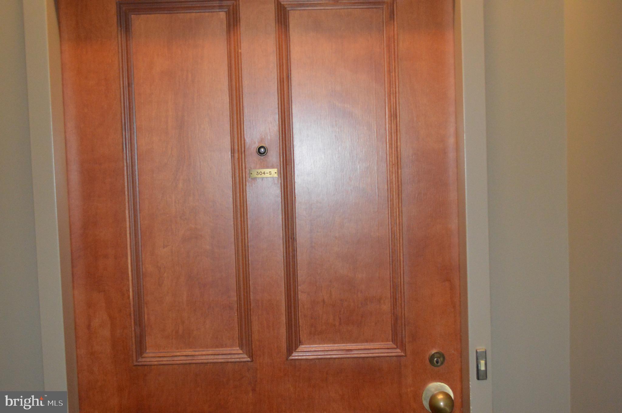 CRYSTAL PARK - Residential Lease