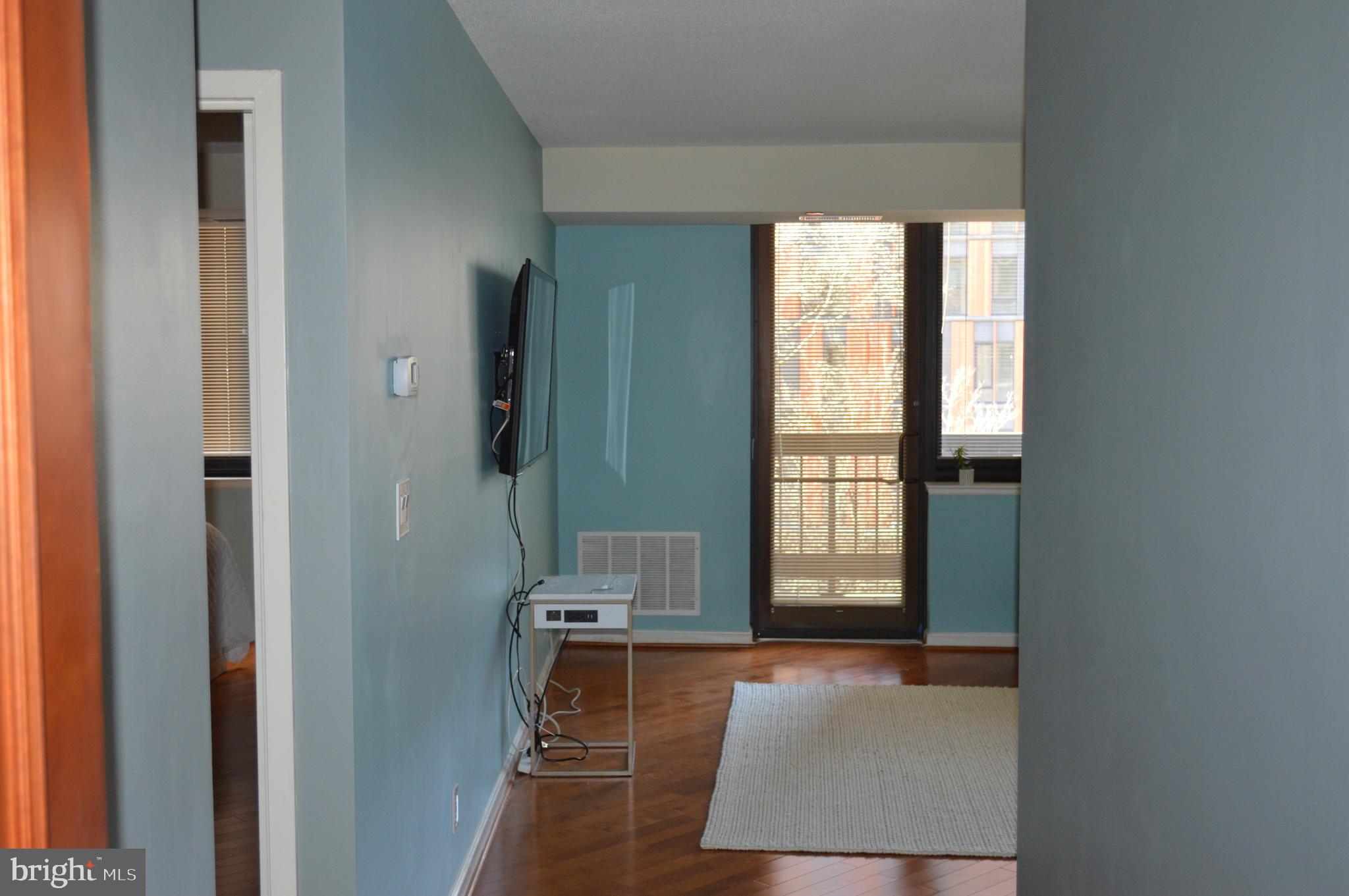 1805 CRYSTAL DRIVE 304S