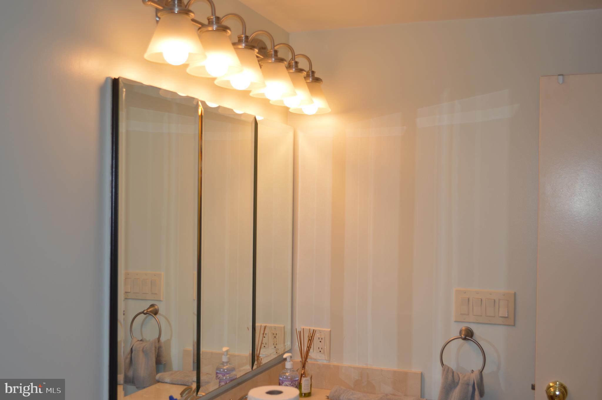 CRYSTAL PARK - Residential Lease